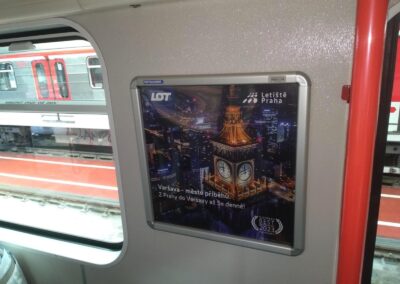 Kampania outdoorowa w metrze w Pradze